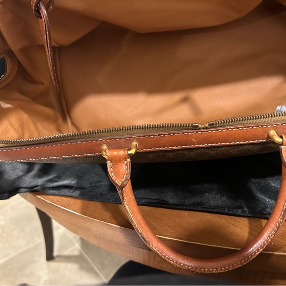 Celine Duffle Bag call out..slight rubbing on edges..Dimensions:17.5W/9inH/7inD - Picture 10 of 16